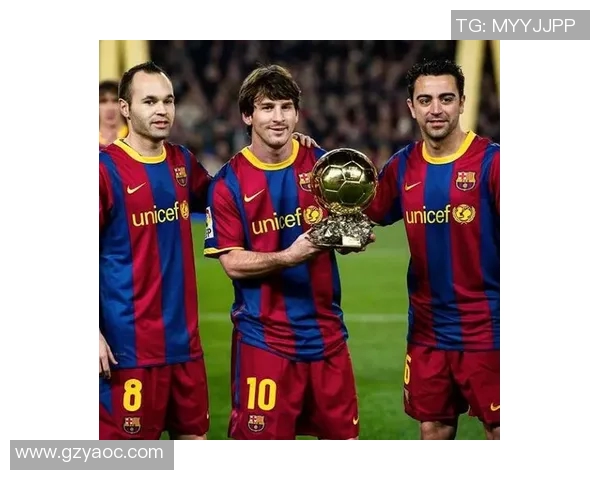 男足球明星的光辉岁月与荣耀时刻展现了他们的奋斗与激情 男足球明星的光辉岁月与荣耀时刻展现了他们的奋斗与激情